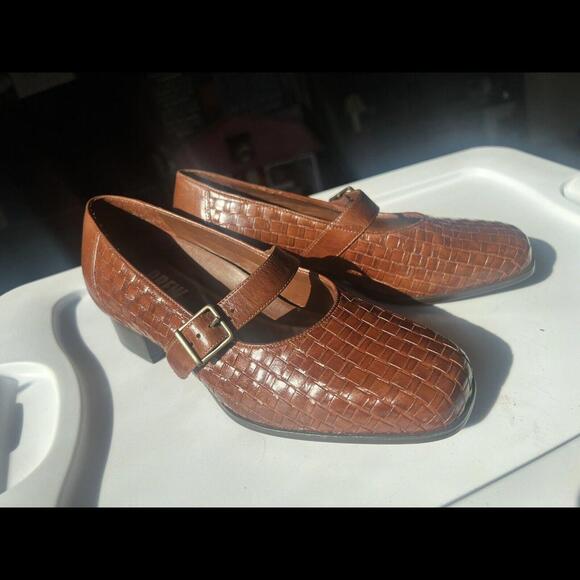 Drew Woven Brown Mary Jane Heels 7 1/2‎ - Picture 1 of 7